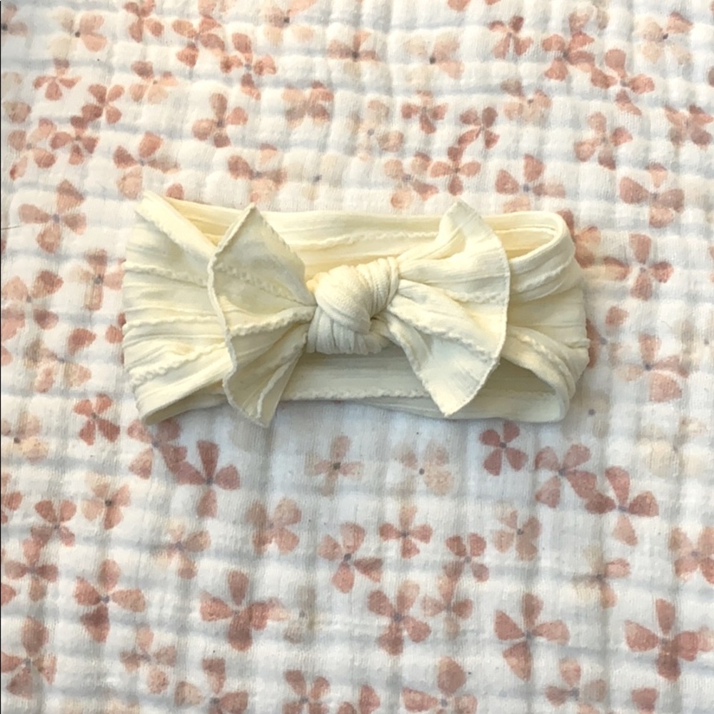 Baby Bling Ivory Cable Knit Knot